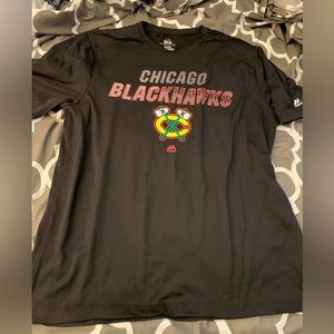 Sz XL Chicago Blackhawks cool base performance shirt